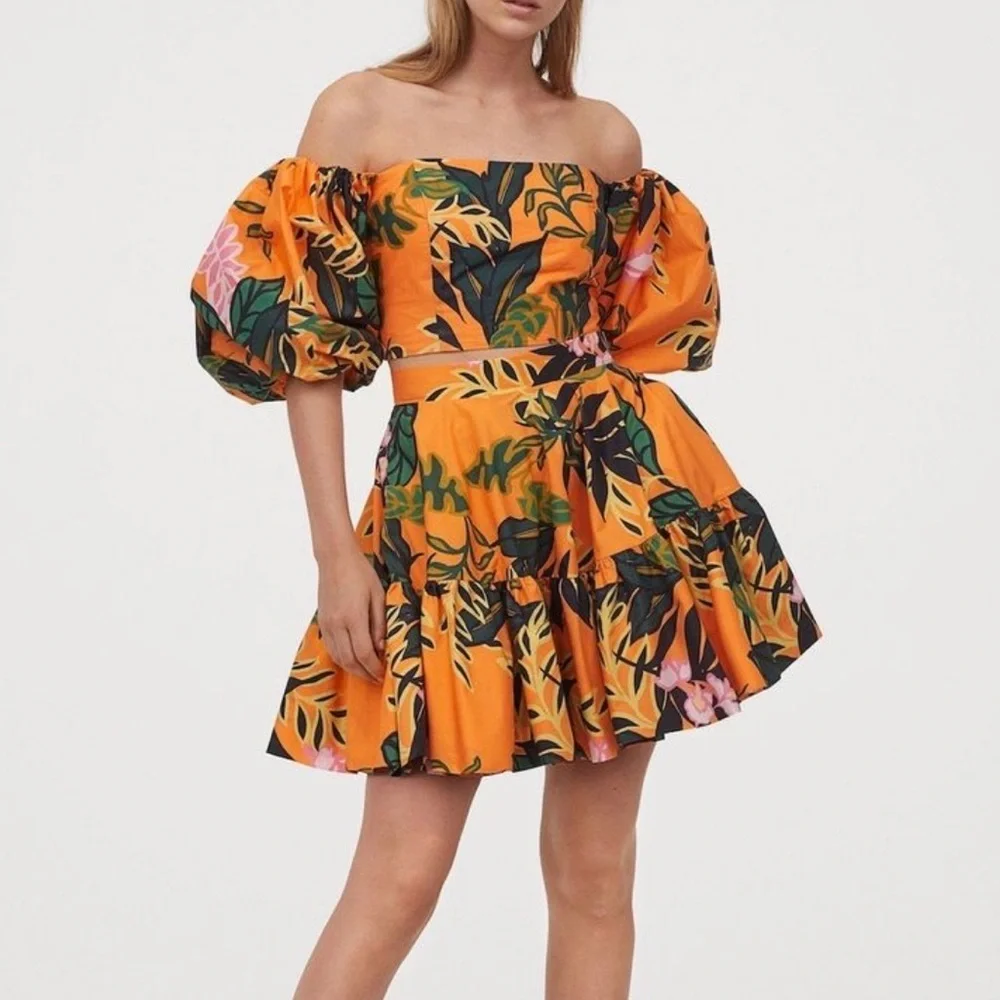 RARE SKIRT SET BLOGGER FAVORITE H&M Orange flare puff sleeve tropical crop XS M - Picture 3 of 7